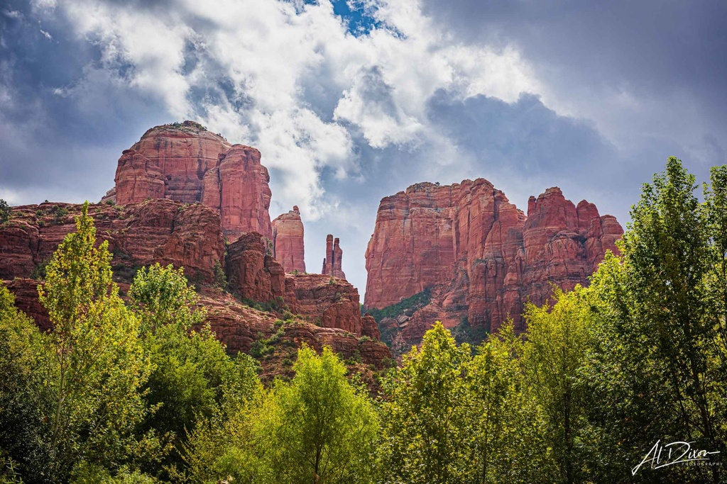Cathedral Rock II (12" x 18", 60lb. River Linen 2.0)